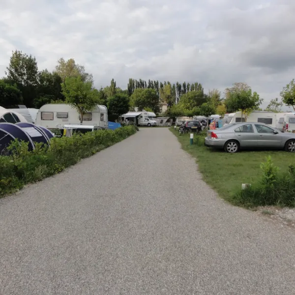 les-ulezes-st-donat-sur-lherbasse-l5ild