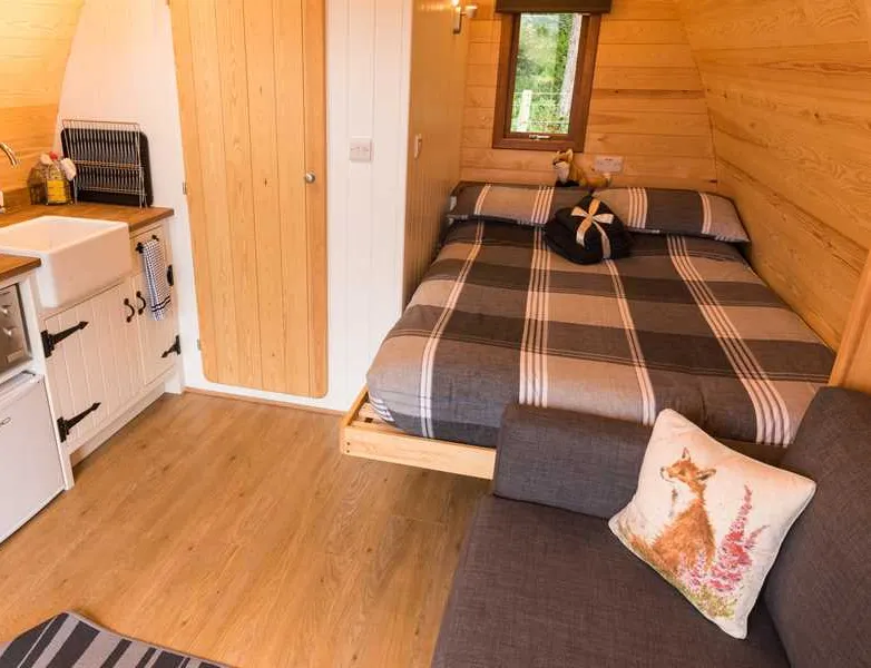 thornfield-camping-cabins-carlisle-q9cqc