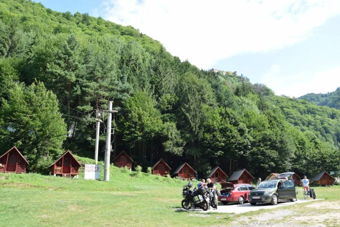 dracula-camping-capatineni-caxxu